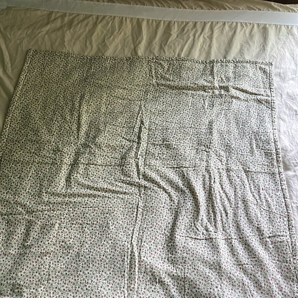 Quilted handmade baby blanket with frogs - Picture 5 of 9